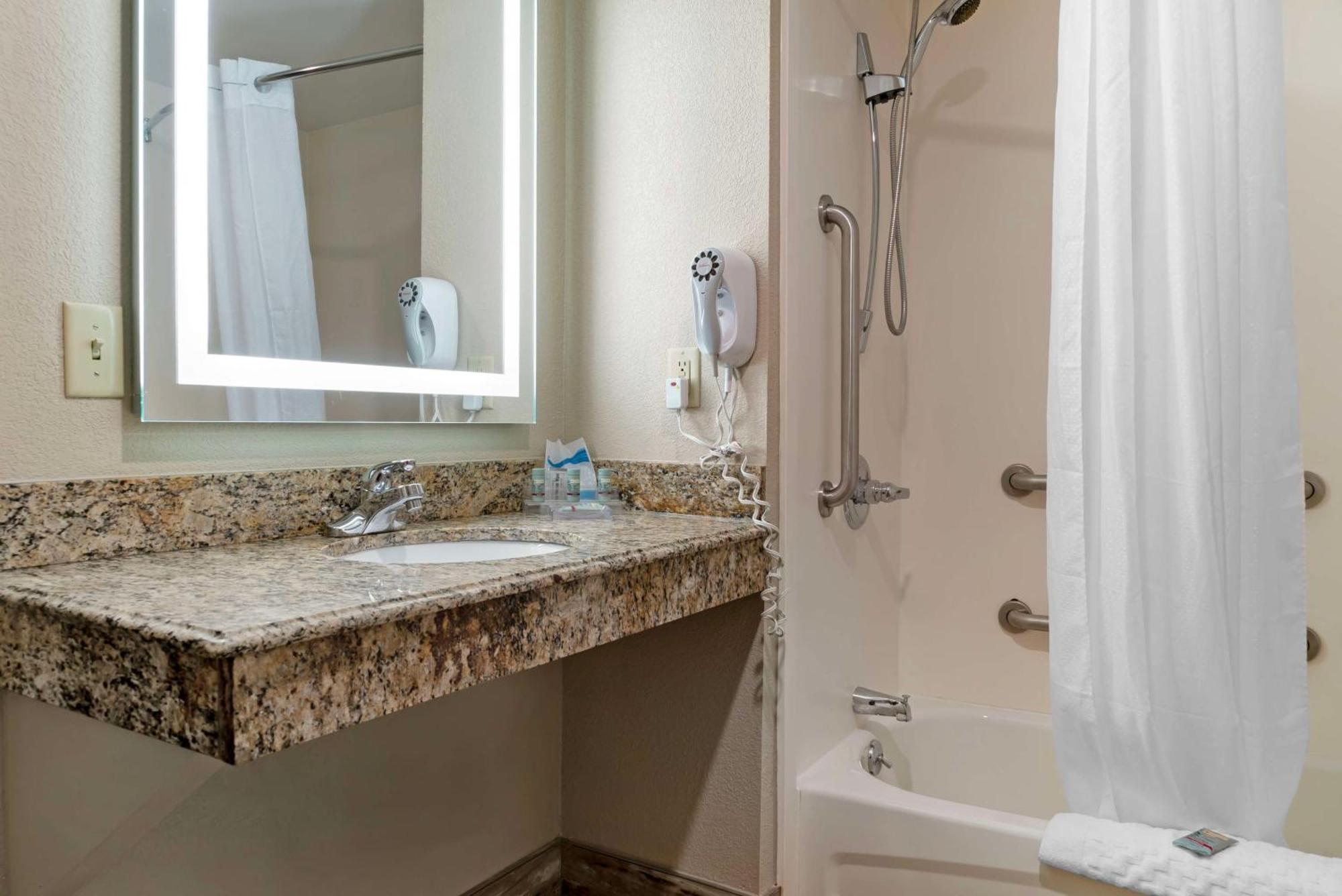 Best Western Executive Inn & Suites Grand Rapids Dış mekan fotoğraf